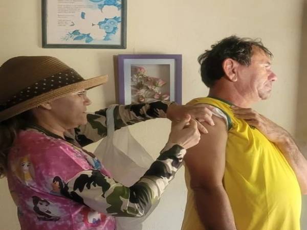 Secretaria de Saúde da Prefeitura de Jaguaruana realiza vacinação contra Influenza para grupos prioritários!
